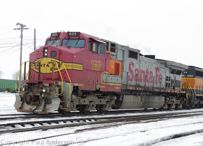 BNSF 625 - Dash 9-44CW.jpg